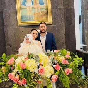 Meet your Posher, Uriel